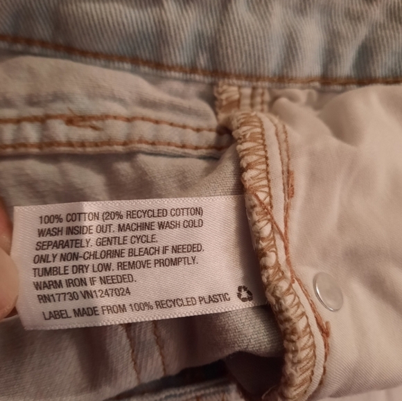 Wild Fable Women's Jeans Shorts Size 2 Blue High Rise Cut Off Light Wash Denim - Picture 14 of 14